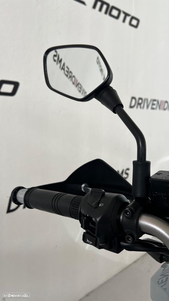 Sym ADX 125 - 11