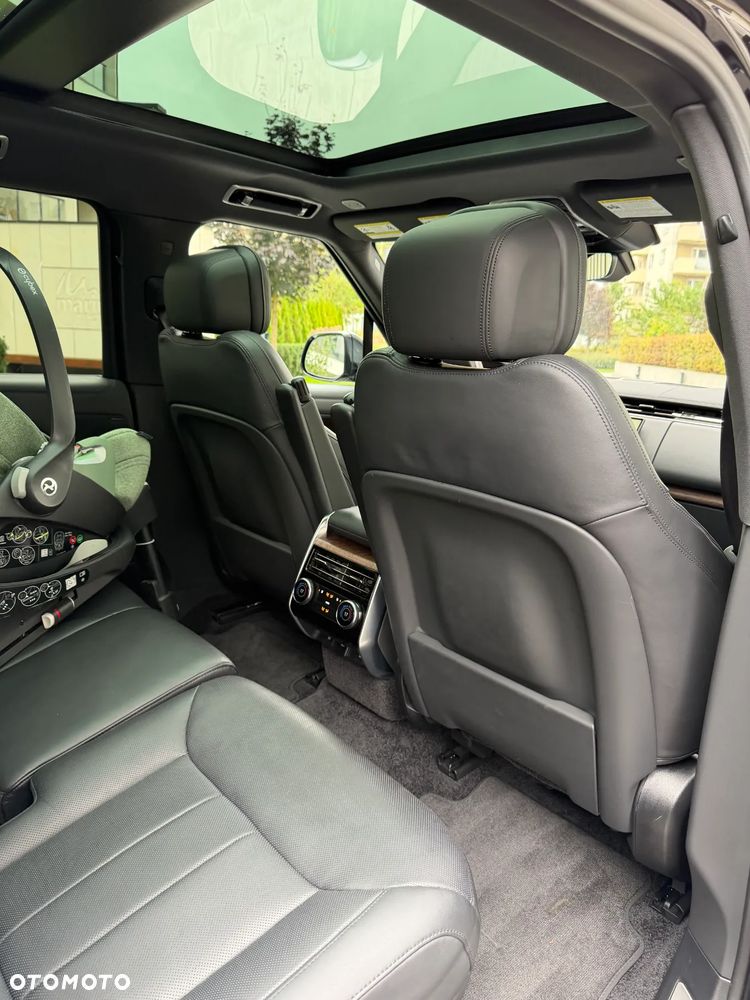 Land Rover Range Rover P400 SE - 18