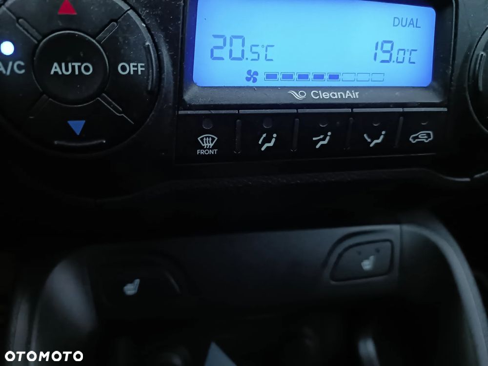 Hyundai ix35 2.0 2WD Style - 24