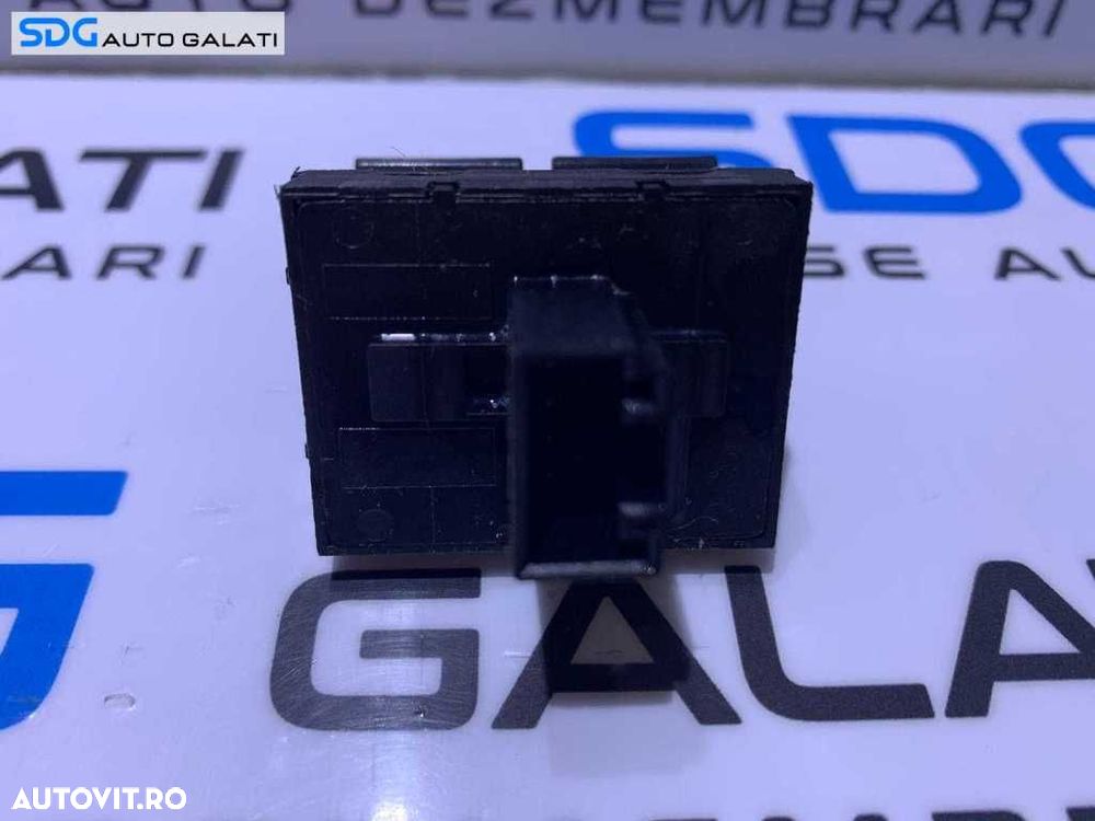 Consola Butoane Geamuri Usa Portiera Sofer Stanga Fata cu 4 Pini VW Passat B6 2010 - 2015 Cod 1K3959857A [D0338] - 3