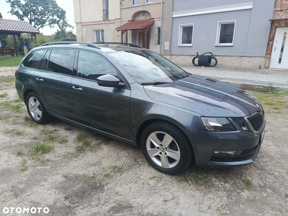 Skoda Octavia 2.0 TDI SCR Ambition DSG - 19