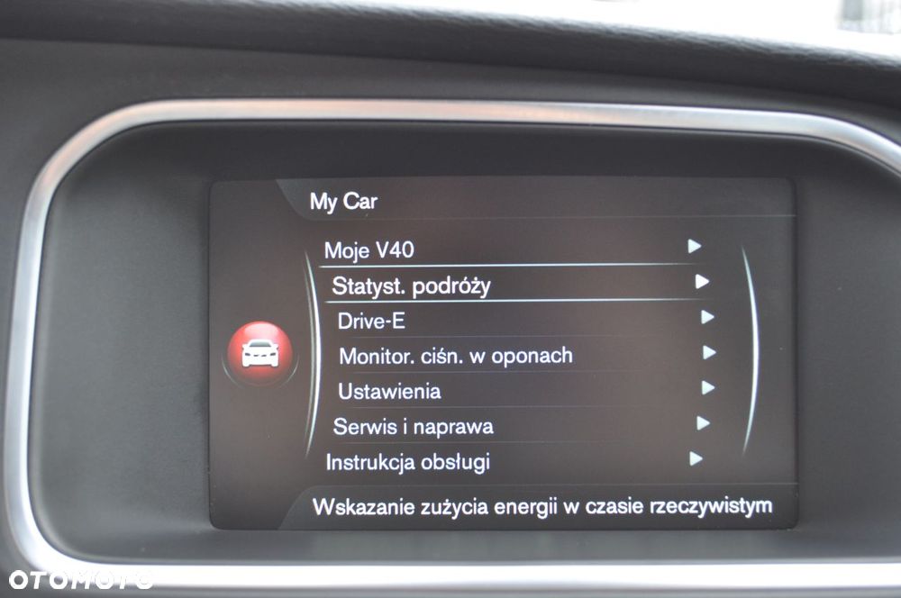 Volvo V40 D2 Drive-E R-Design Momentum - 13