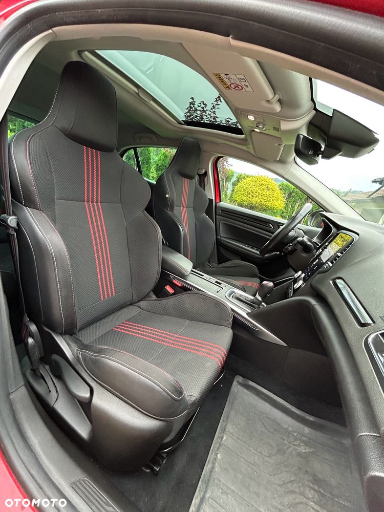 Renault Megane 1.3 TCe FAP R.S Line EDC - 28