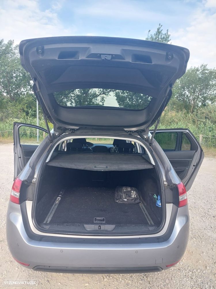 Peugeot 308 SW BlueHDi 120 Stop & Start Active - 5