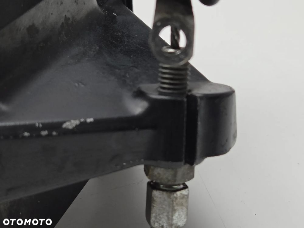 SUZUKI GSR 600 OSŁONA ZĘBATKI CZUJNIK - 19