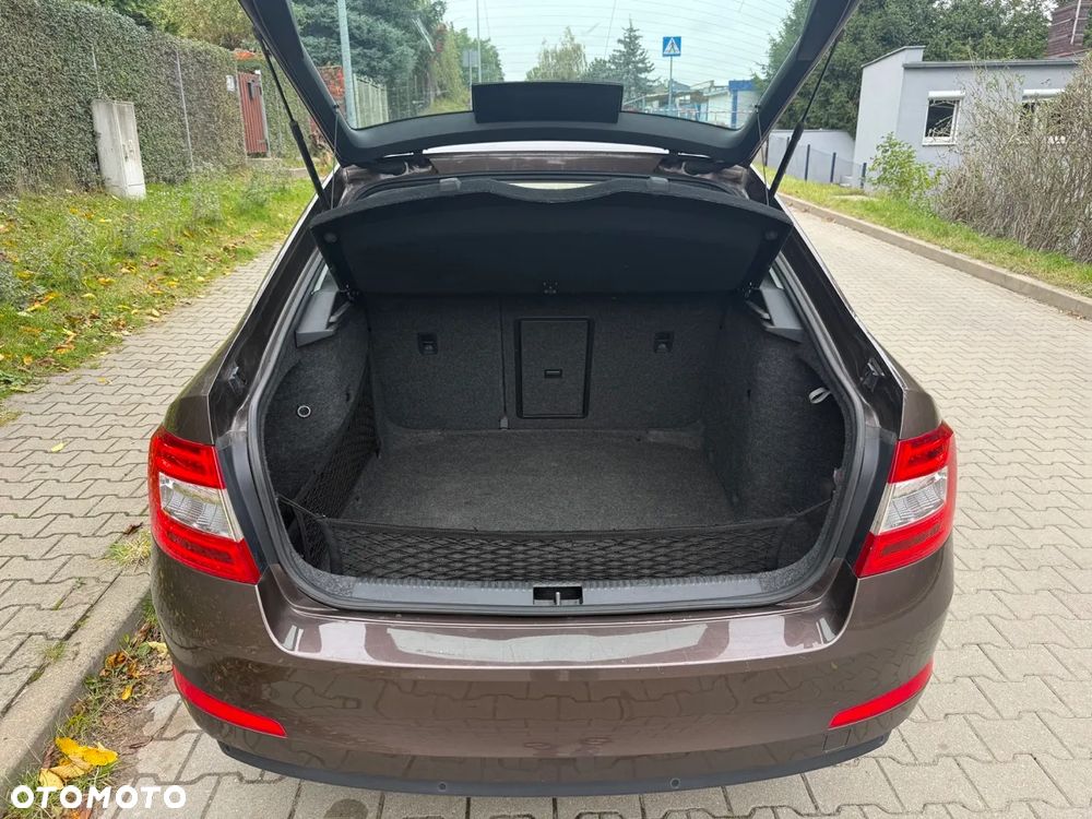 Skoda Octavia 1.6 TDI Ambition - 23