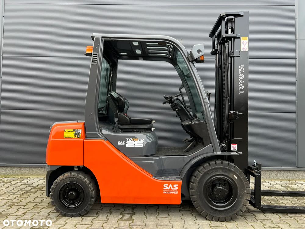 Toyota 02-8FDF25 - 2