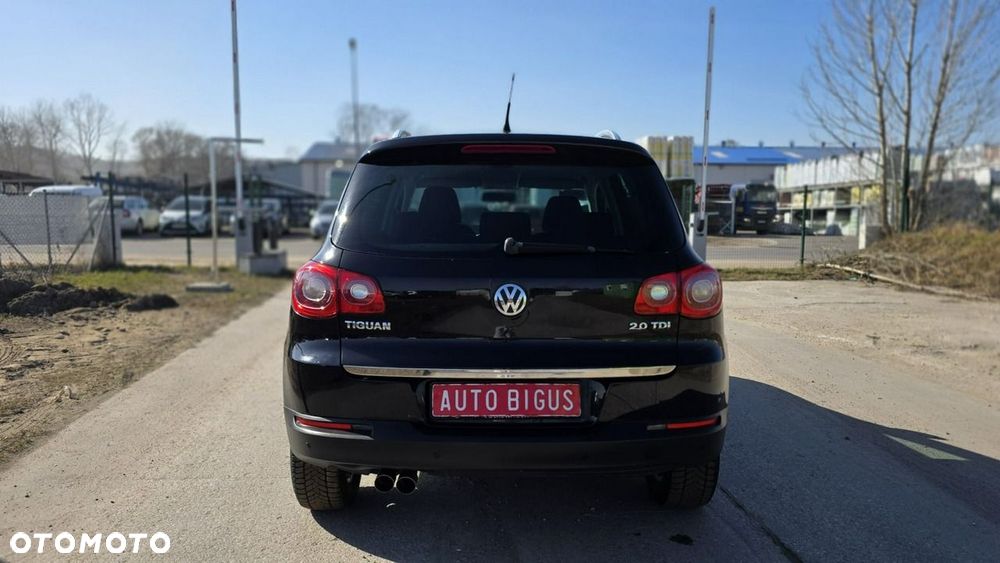 Volkswagen Tiguan - 7