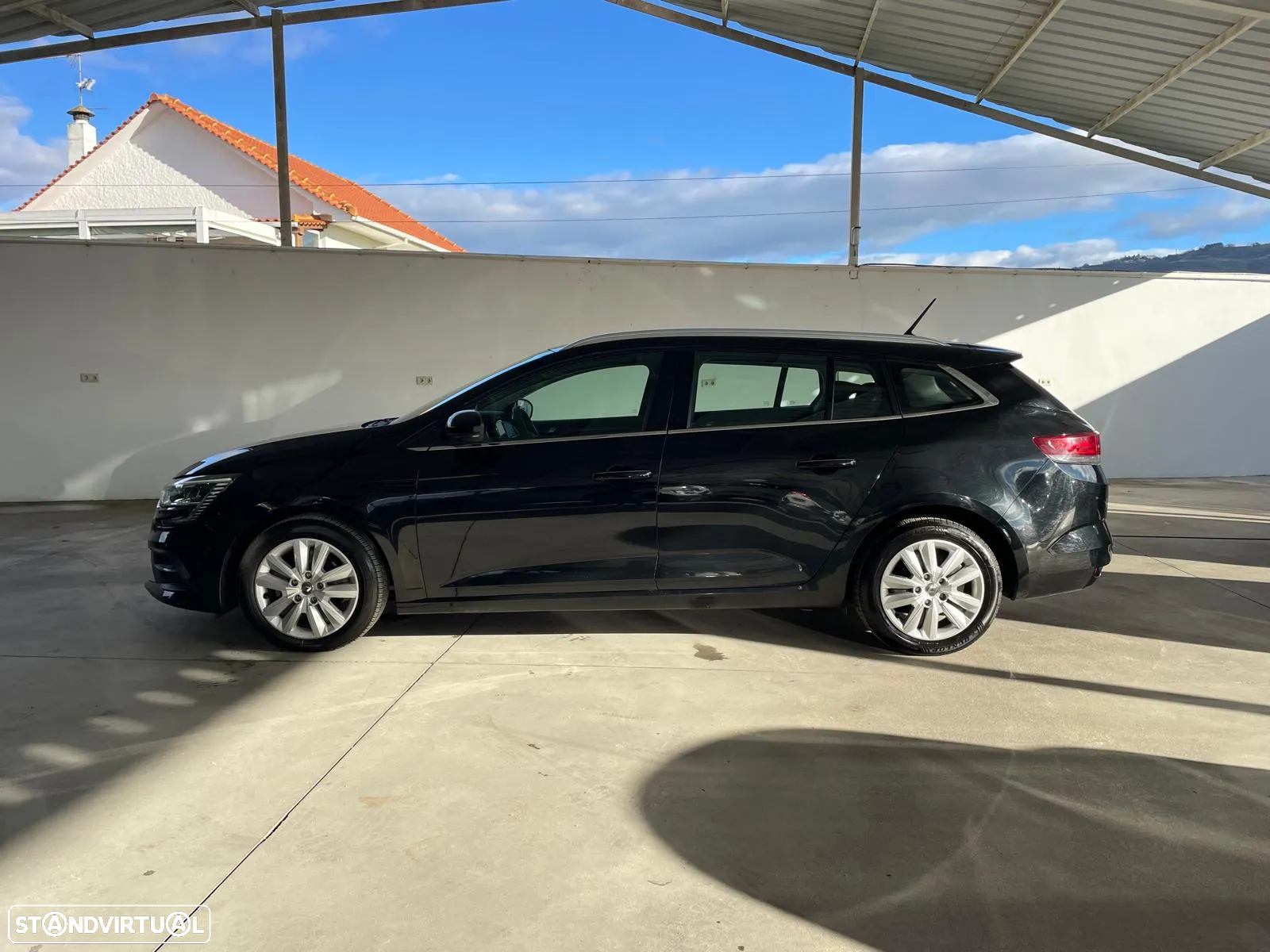 Renault Mégane Sport Tourer 1.5 Blue dCi Techno EDC - 2