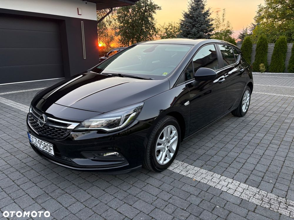 Opel Astra 1.6 CDTI Dynamic - 1