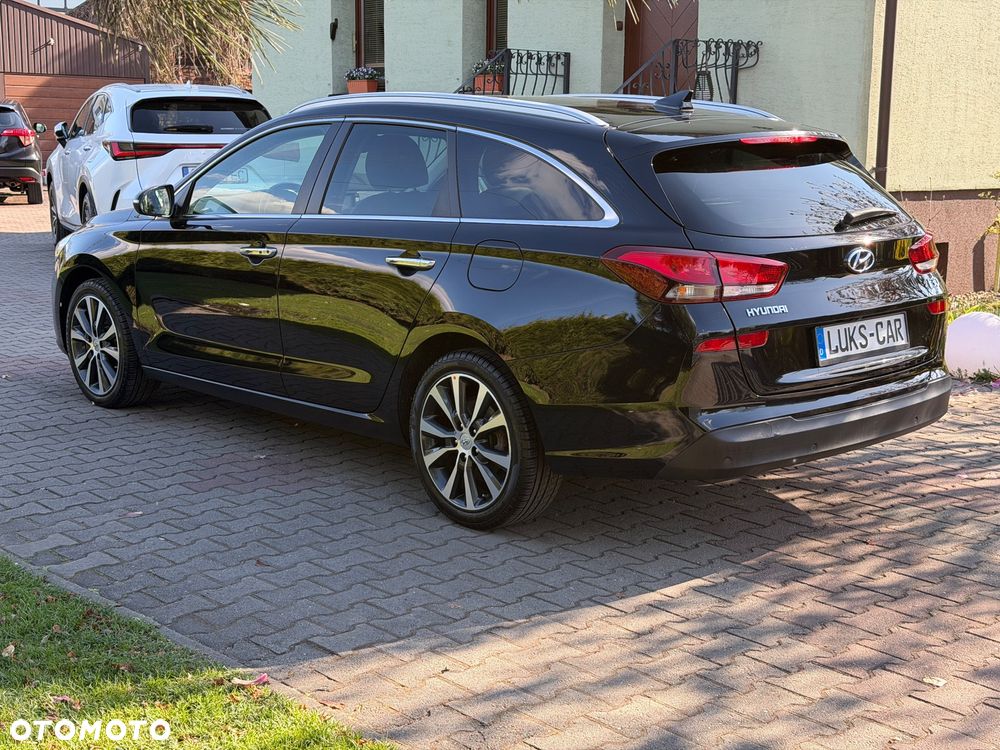 Hyundai i30 1.4 T-GDI Premiere Style - 3