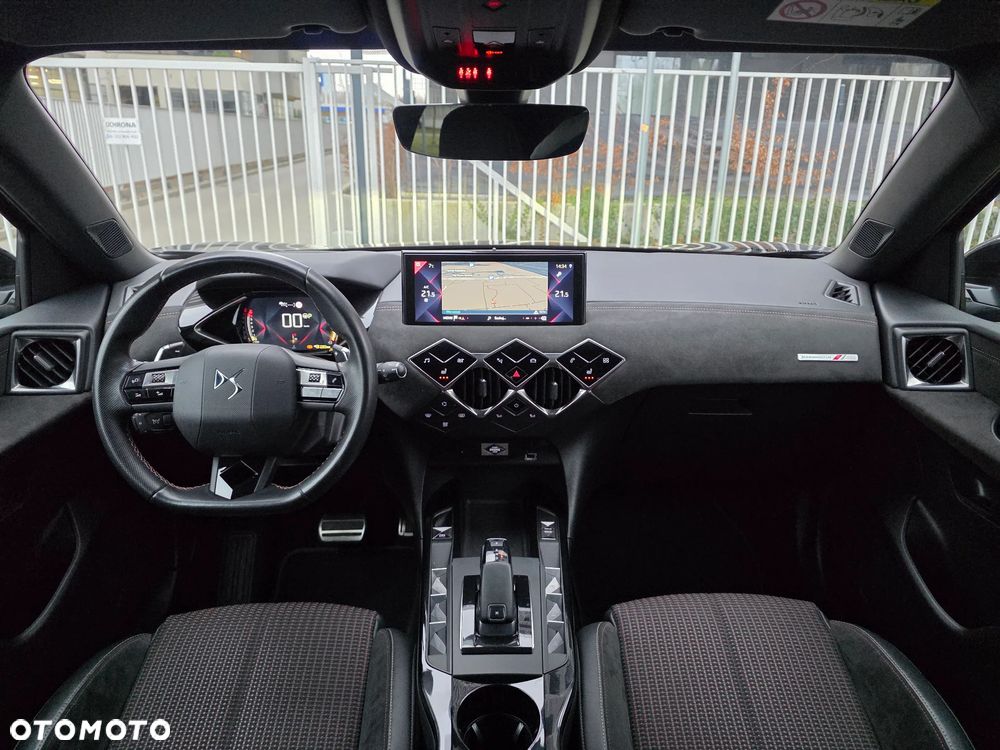 DS Automobiles DS 3 Crossback 1.2 PureTech Performance Line + - 10