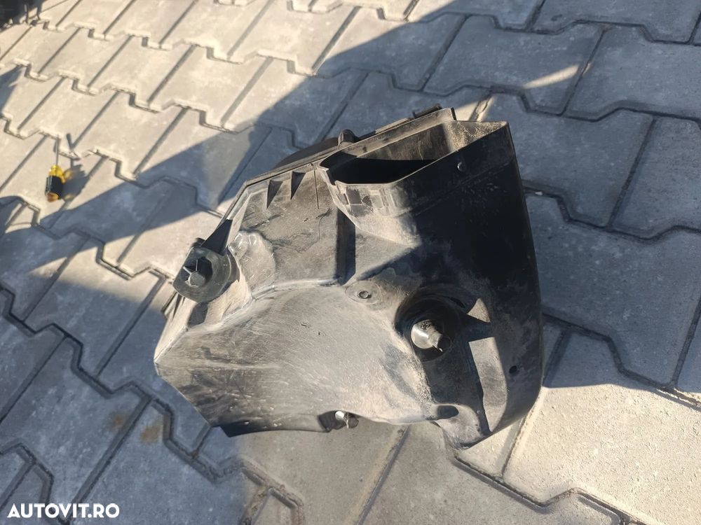 Carcasa filtru aer cu debitmetru BMW Seria 7 G11 - 2