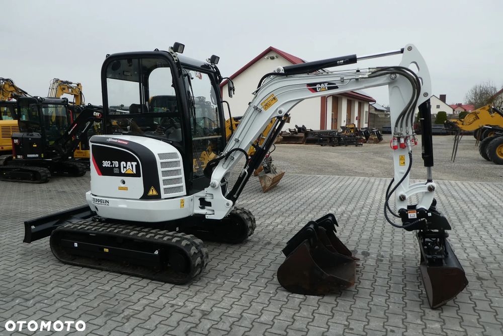 Caterpillar 302,7D CR TRZY ŁYŻKI - 5