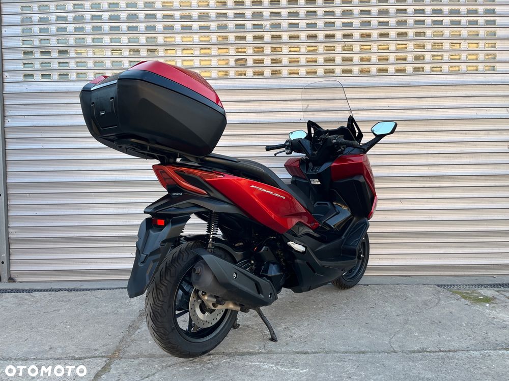 Honda NSS - 19