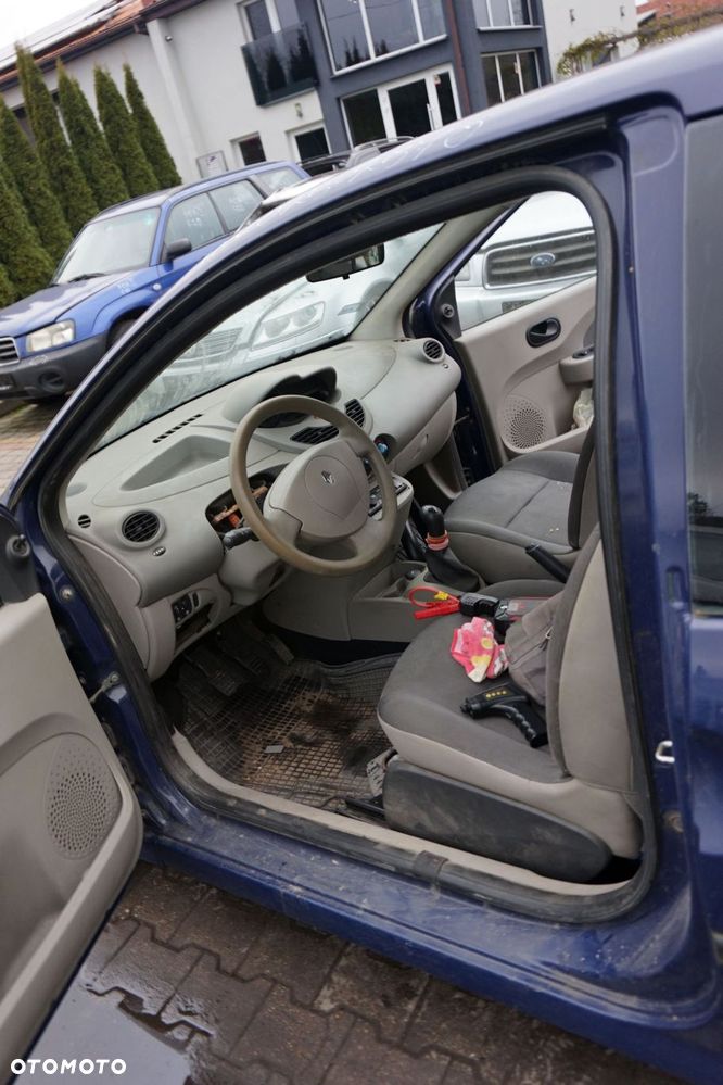 RENAULT TWINGO II 2008 OV460 1.5 DCI K9K740 64KM S019397 GRANATOWY na części - 10