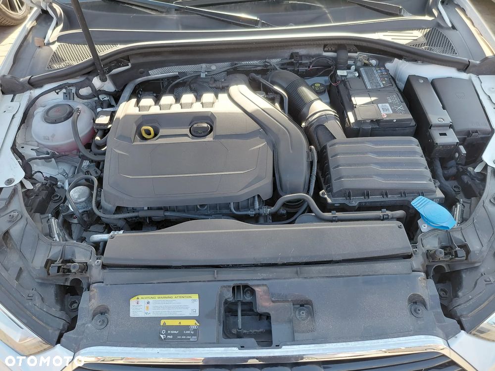 Audi A3 Limousine 35 TFSI S Line - 15