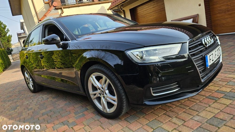 Audi A3 Sportback 1.4 TFSI CoD ultra Attraction - 11