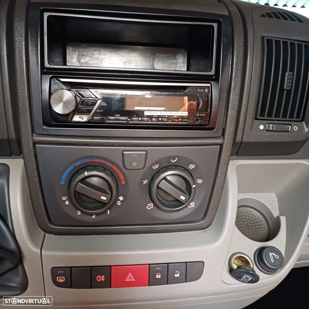 Fiat Ducato Burstner Solano - 27