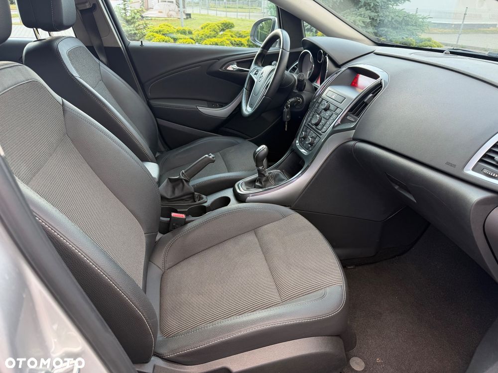 Opel Astra 1.4 Turbo - 15
