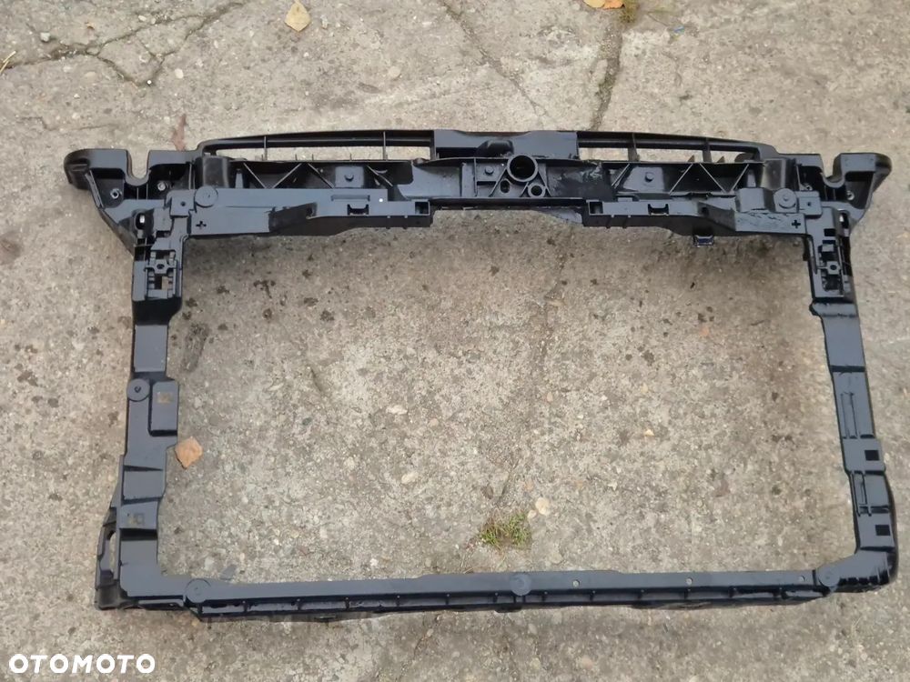 Pas przedni Volkswagen Golf VII 5H0805594