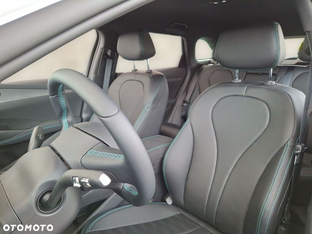 BYD Seal 6 - 12