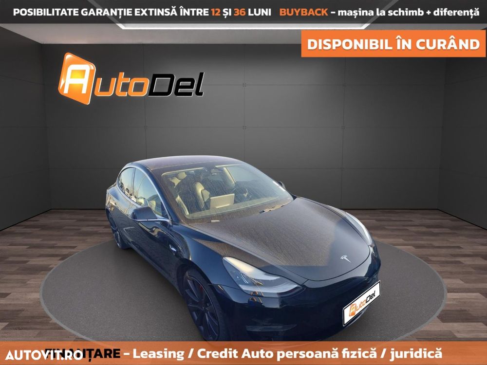 Tesla Model 3 - 4