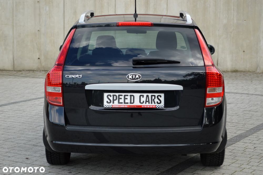 Kia Ceed - 5