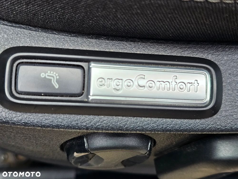 Volkswagen Passat Variant - 8