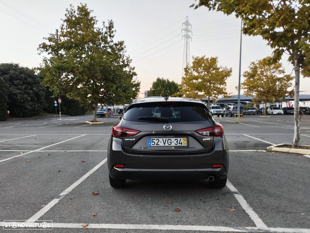 Mazda 3 Hatchback 1.5 Sky-D Evolve HS Navi - 28
