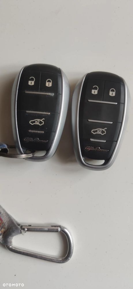 Alfa Romeo Giulia 2.0 Turbo - 11