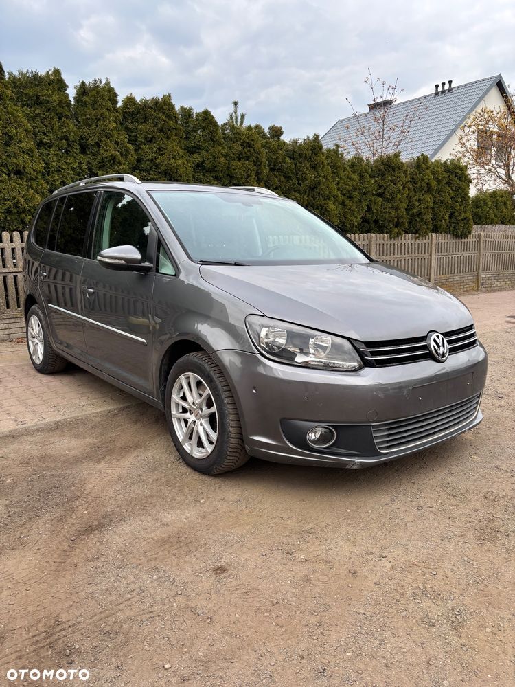 Volkswagen Touran - 8