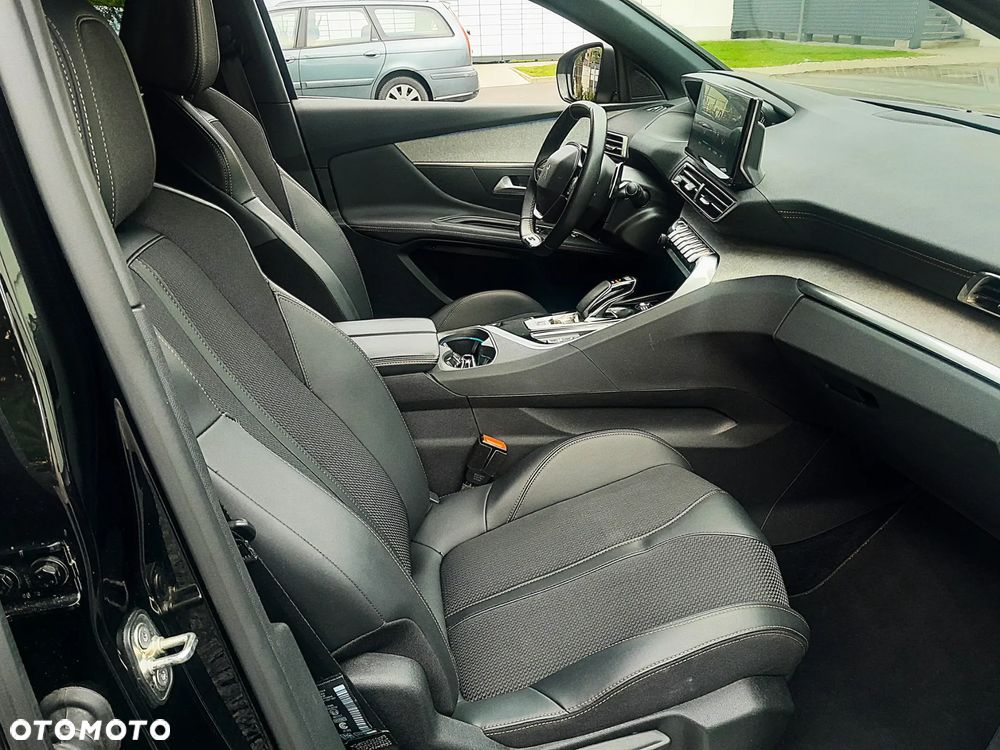 Peugeot 3008 1.6 PureTech HYbrid GT S&S EAT8 - 16