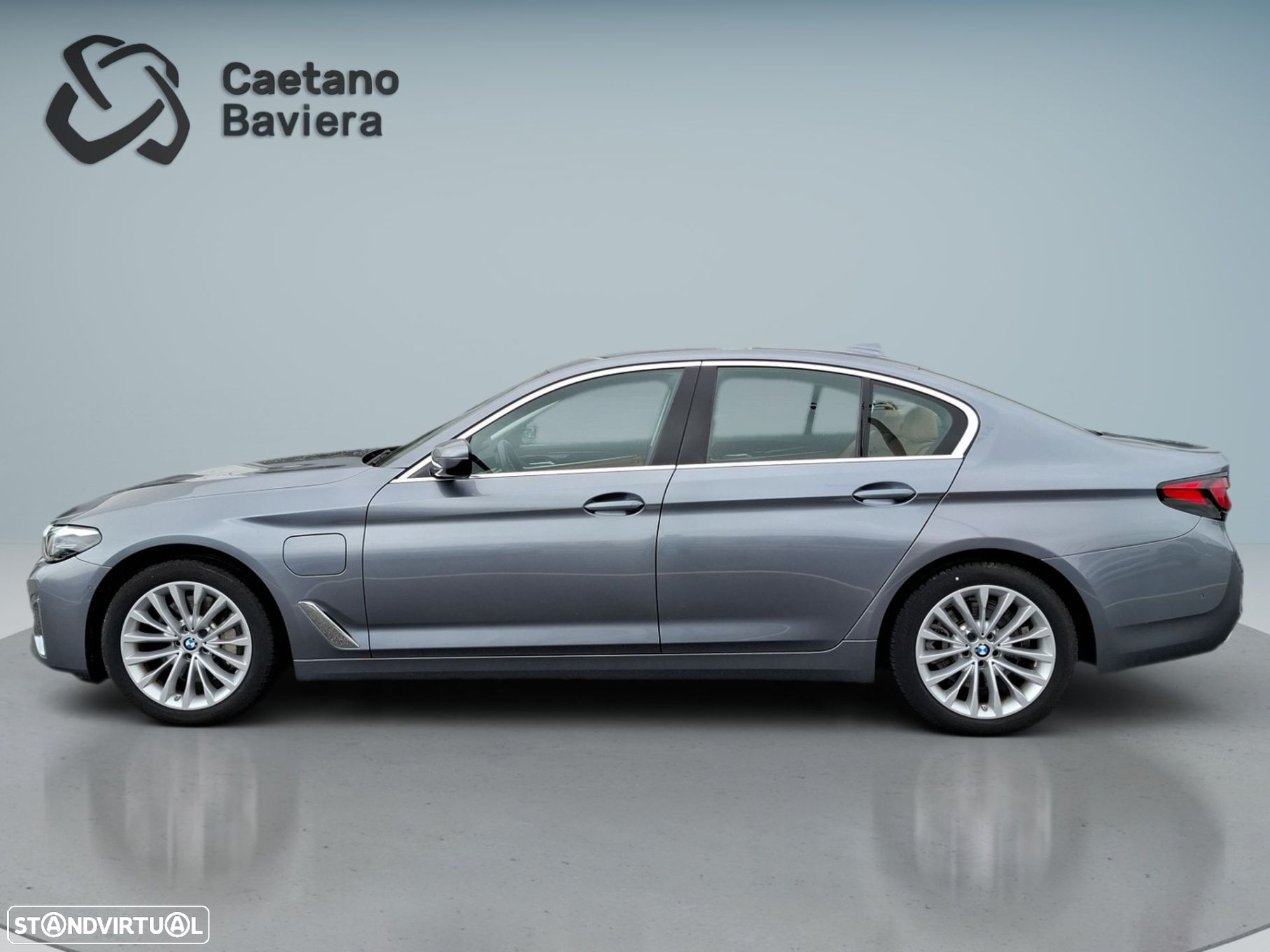 BMW 530 e Line Luxury - 5
