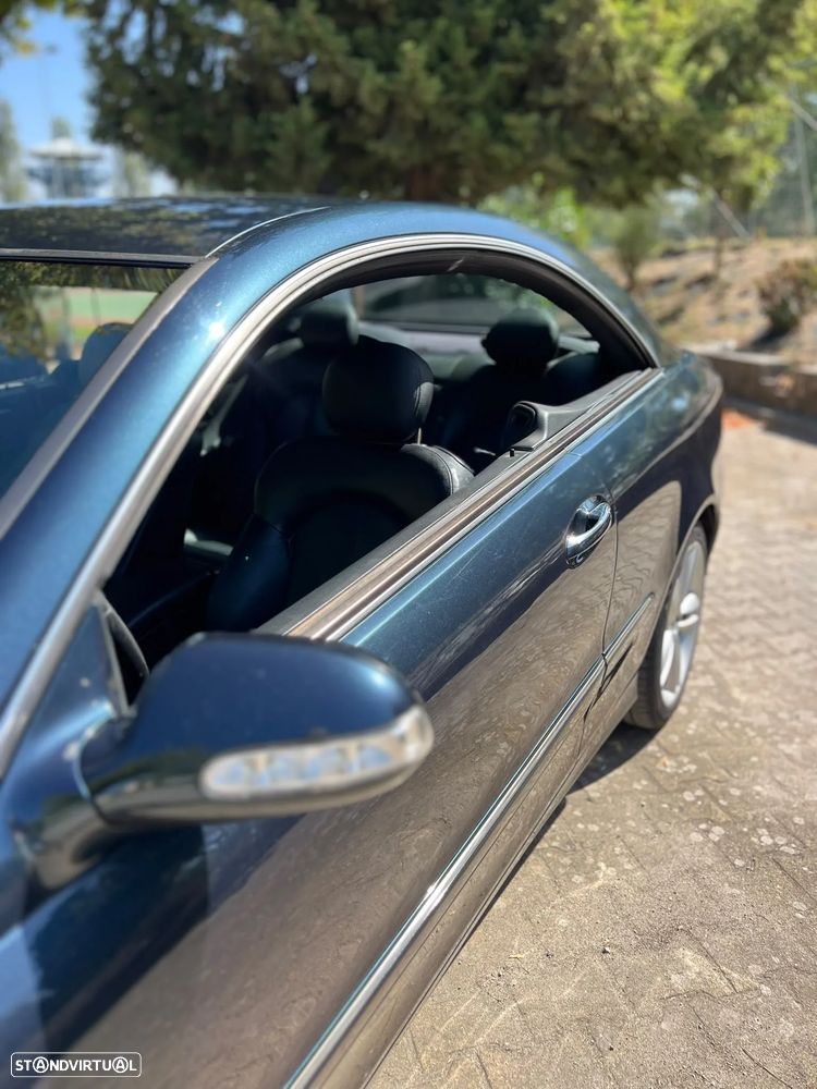 Mercedes-Benz CLK 220 CDi Avantgarde Aut. - 7