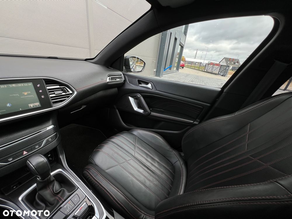 Peugeot 308 BlueHDi 180 EAT6 GT - 24