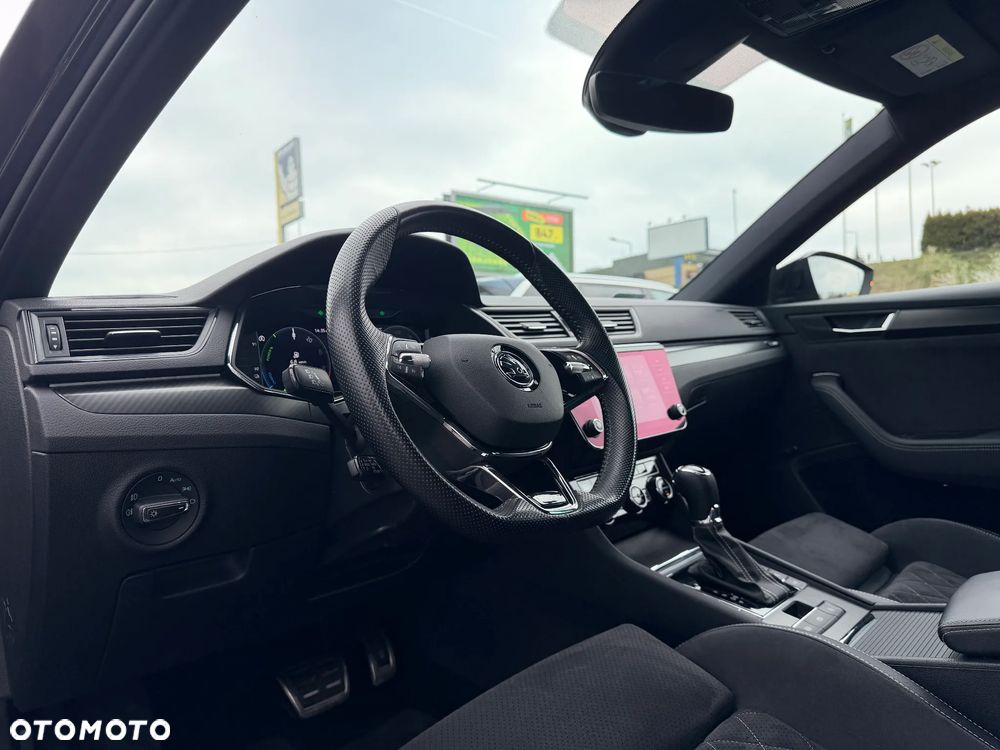 Skoda Superb 1.4 TSI Plug-In Hybrid Sportline DSG - 16