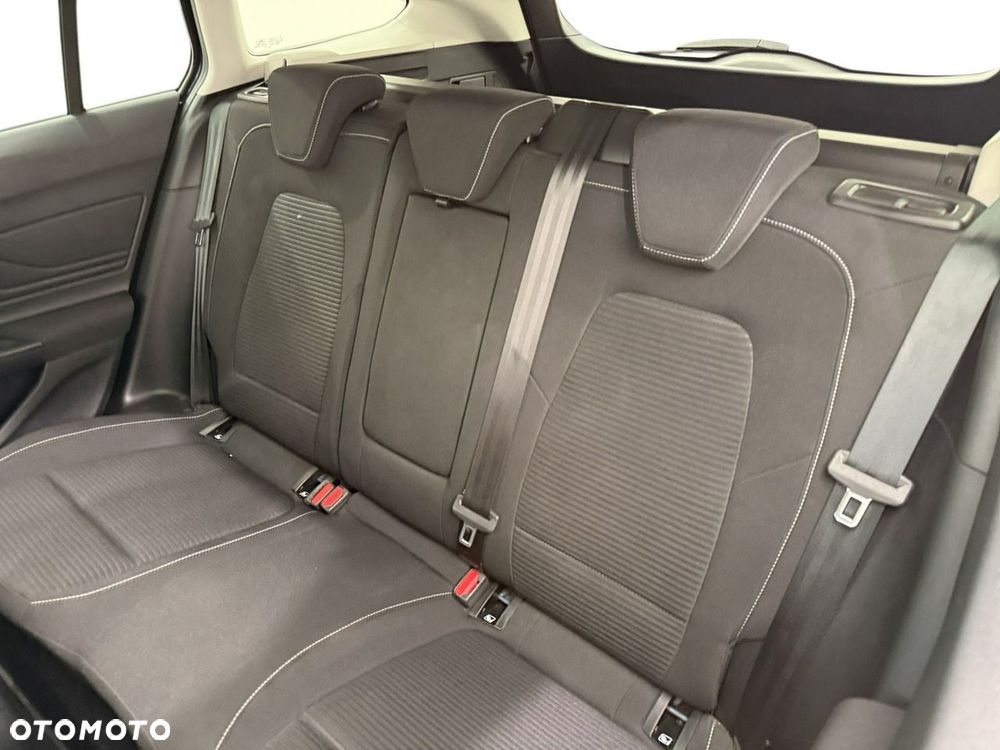 Ford Focus 1.0 EcoBoost Hybrid TITANIUM X - 13