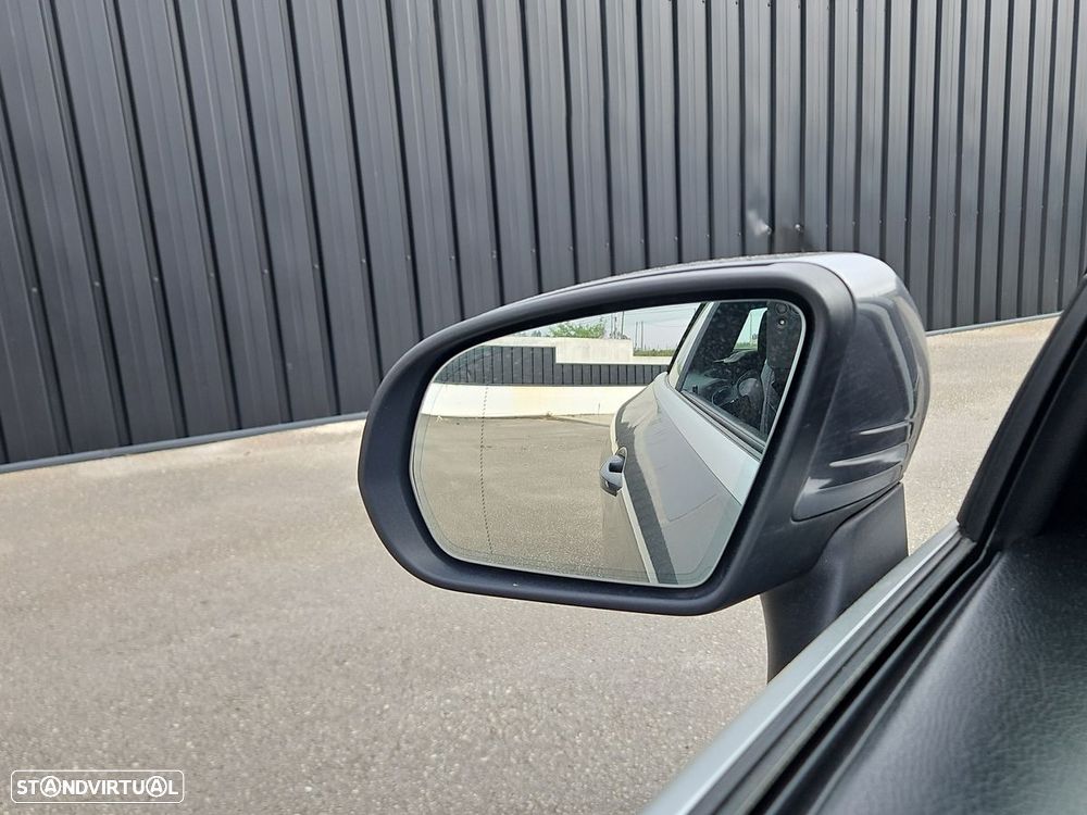 Mercedes-Benz C 220 d Cabrio 4Matic 9G-Tronic AMG Line - 21