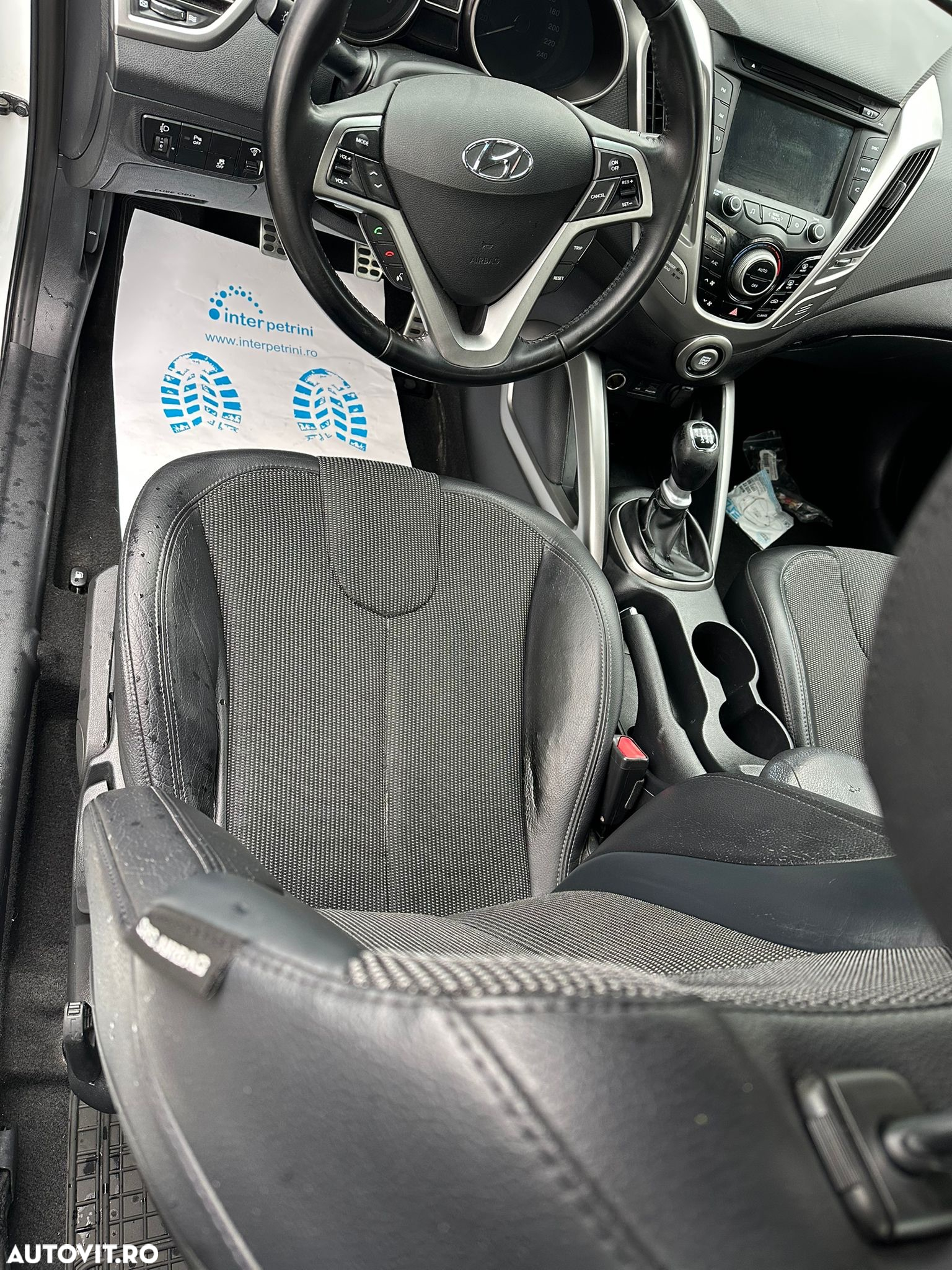 Hyundai Veloster 1.6 blue Style - 7