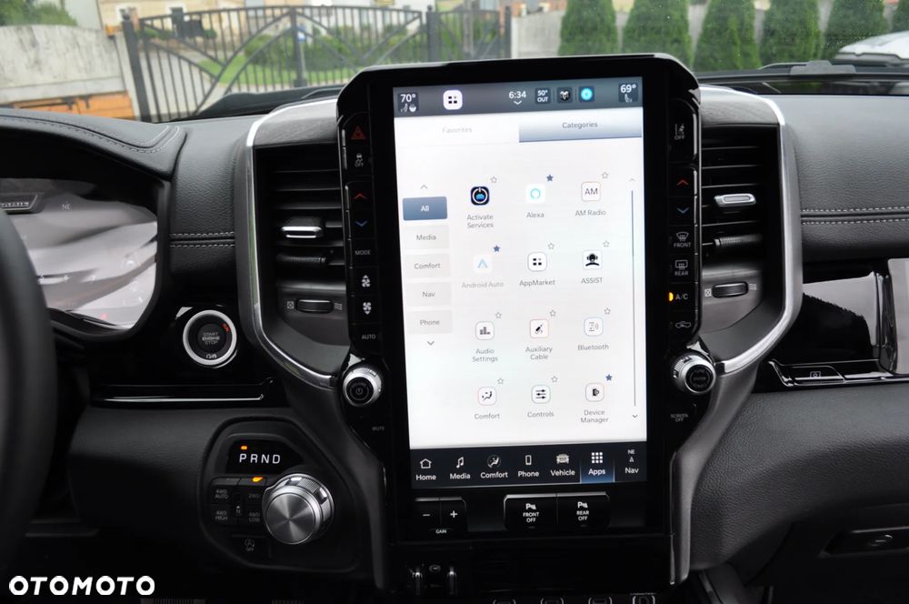 RAM 1500 Laramie Night Premium - 24