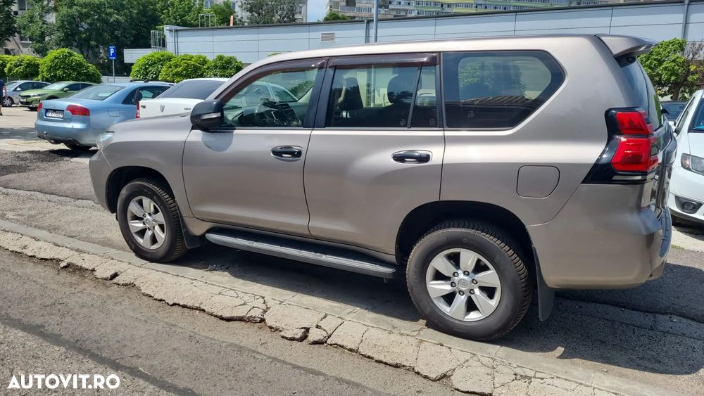 Toyota Land Cruiser 2.8l Turbo D-4D Aut. Luxury - 2
