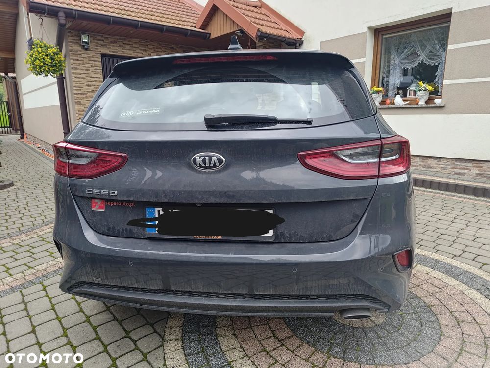 Kia Ceed - 7