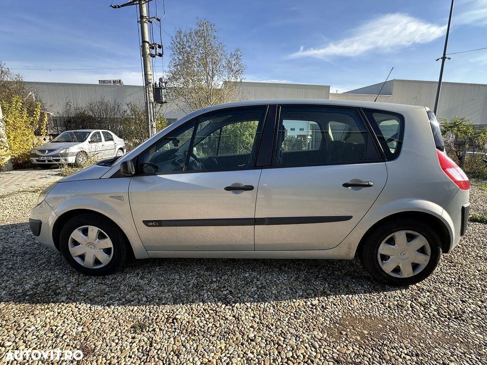 Renault Scenic II 1.5dCi Confort Dynamique - 4