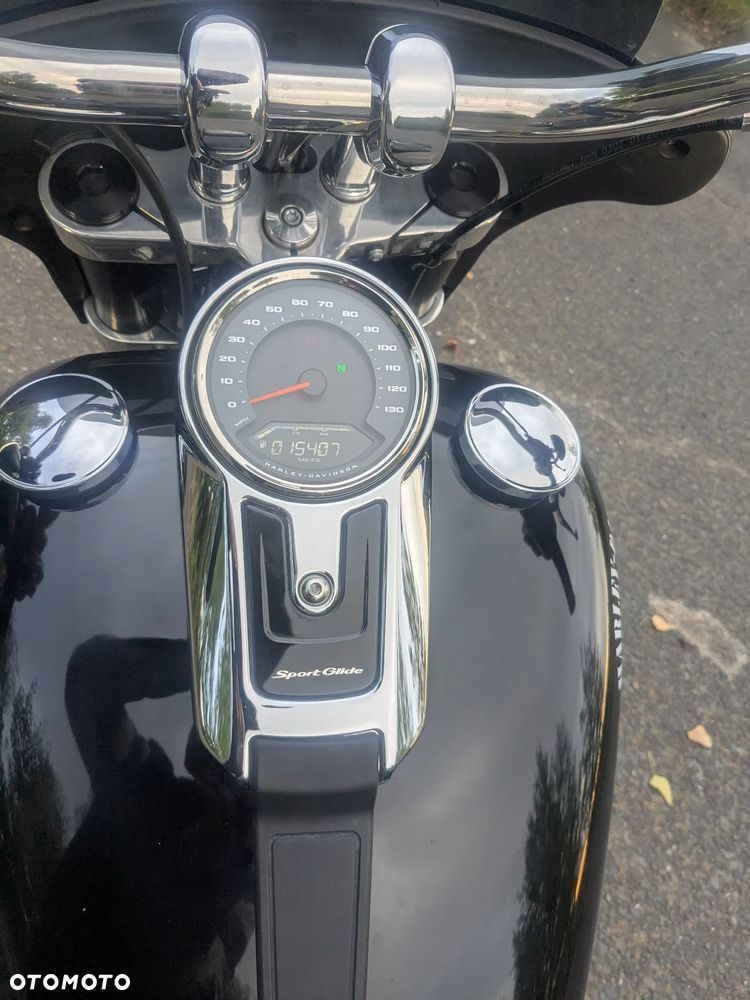 Harley-Davidson Softail Sport Glide - 7