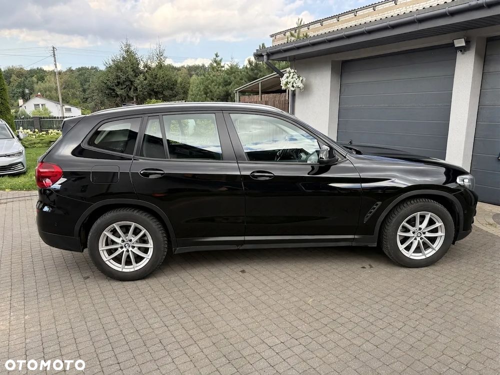 BMW X3 xDrive20i GPF Advantage - 6
