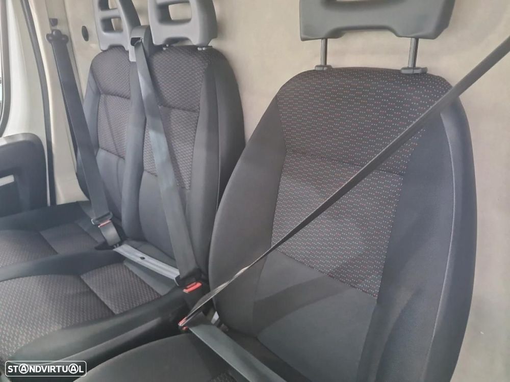 Citroën Jumper 2.2 BlueHDi 3L L4H2 c/IVA - 4