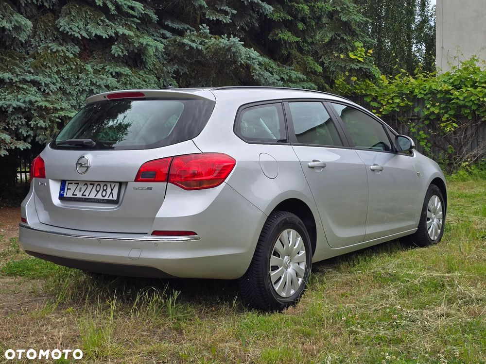 Opel Astra - 8