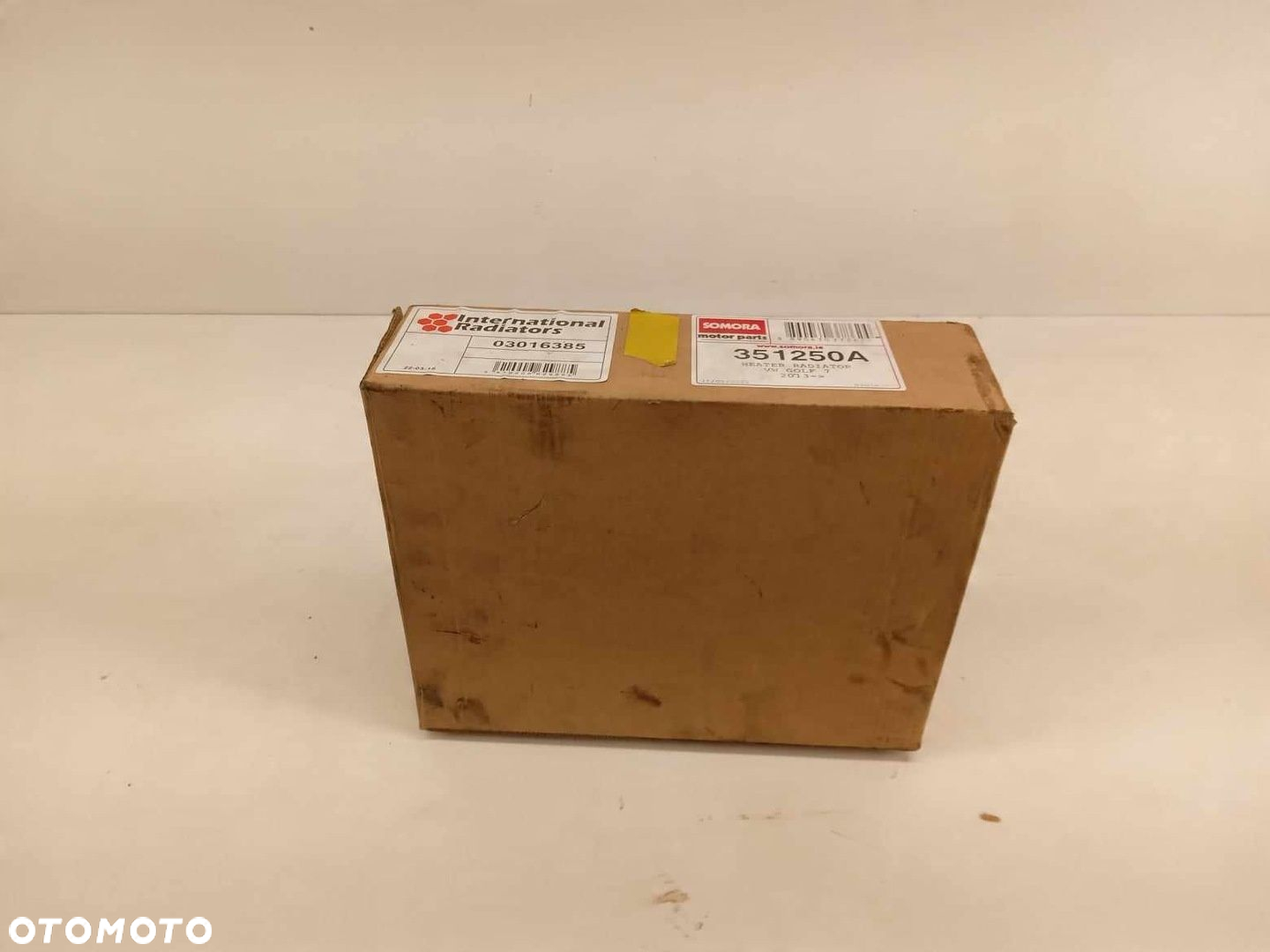 NAGRZEWNICA VW GOLF V 05-10 03016385 - 3