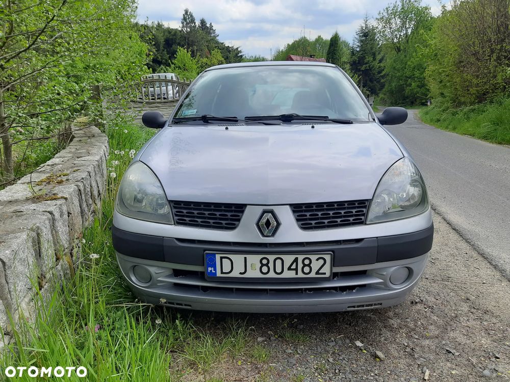 Renault Clio 1.2 16V Confort Authentique - 2